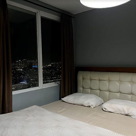 2 Bedrooms - Thamrin Executive Apartment At Jakarta Center Εξωτερικό φωτογραφία