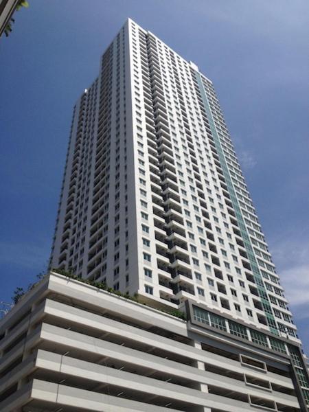 2 Bedrooms - Thamrin Executive Apartment At Jakarta Center Εξωτερικό φωτογραφία