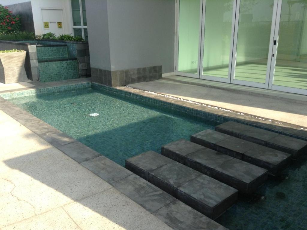 2 Bedrooms - Thamrin Executive Apartment At Jakarta Center Εξωτερικό φωτογραφία