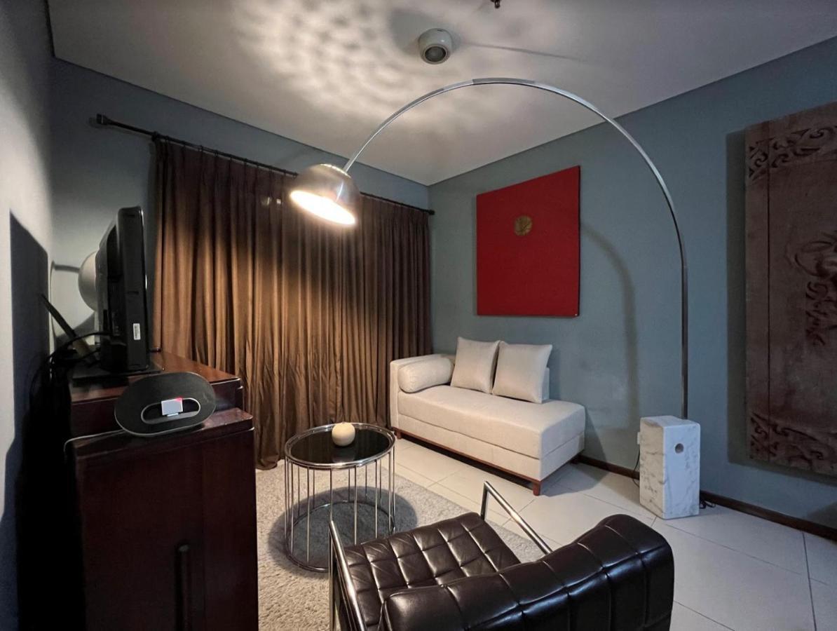 2 Bedrooms - Thamrin Executive Apartment At Jakarta Center Εξωτερικό φωτογραφία
